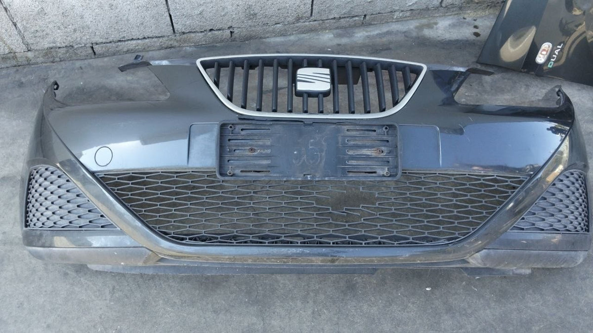 Muso Seat Ibiza 1.2 benzina 2008 parafango destro e traversa  ammaccati