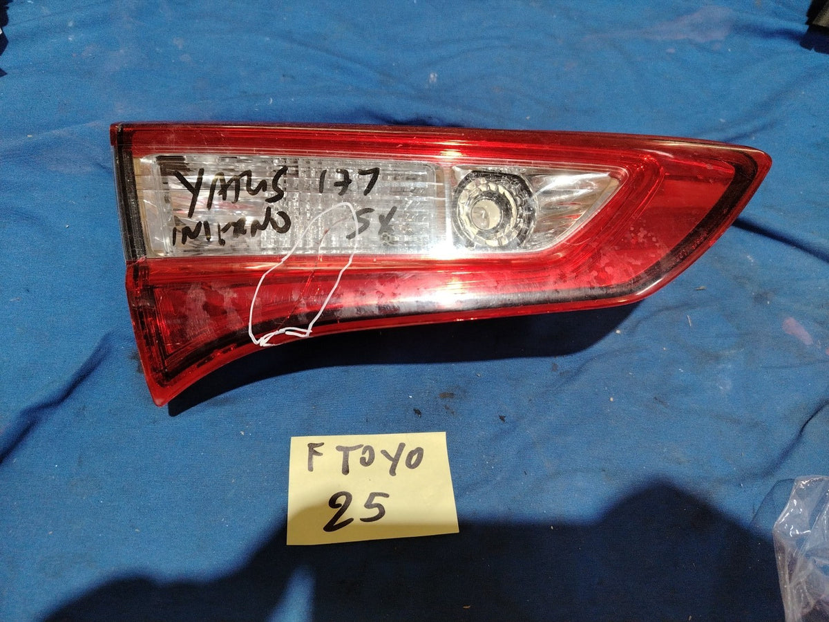 F TOYO 25 - Fanale Posteriore Interno sinistro Toyota yaris 2016 in poi