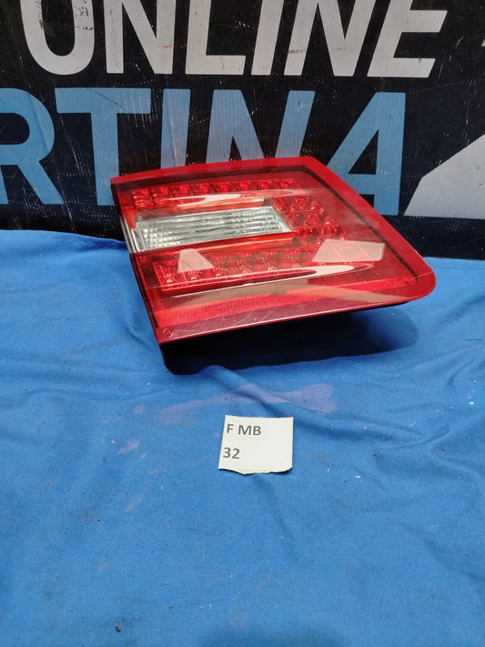 F MB 32 -  Fanale posteriore stop Mercedes Benz classe E W212 SW interno sinistr