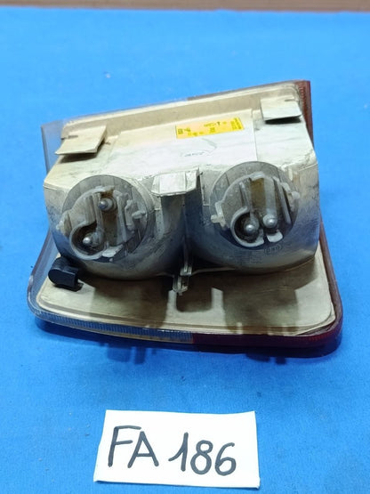 FA 186 - Fanale faro Anteriore freccia sinistra Volvo 940 anno 1990 1998