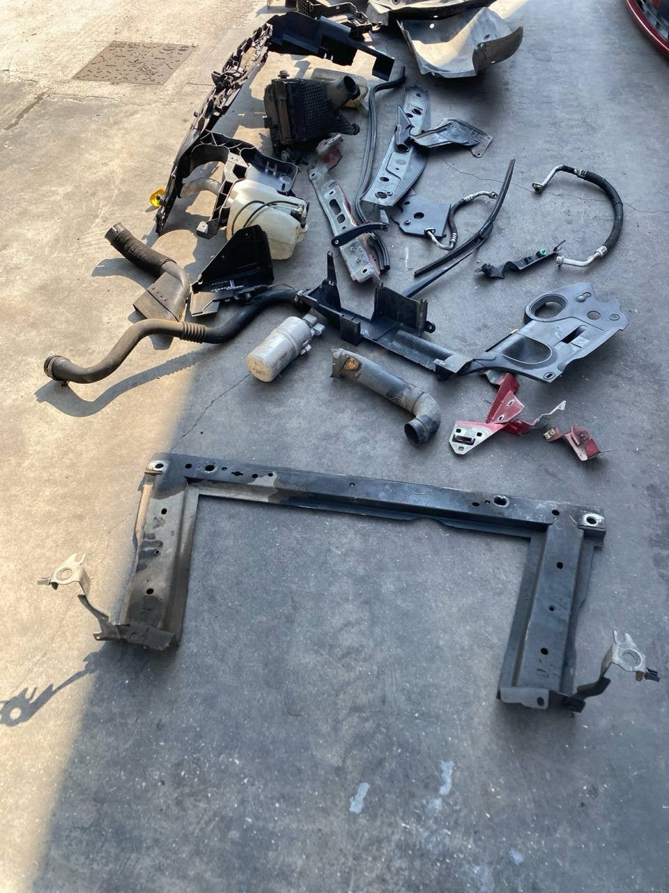 Muso completo musata Renault Megane dal 2002 1.5D parafango destro con difetto