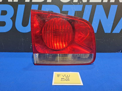 Fanale posteriore interno sinistro Volkswagen Touareg 2004-2010 - F VW 58