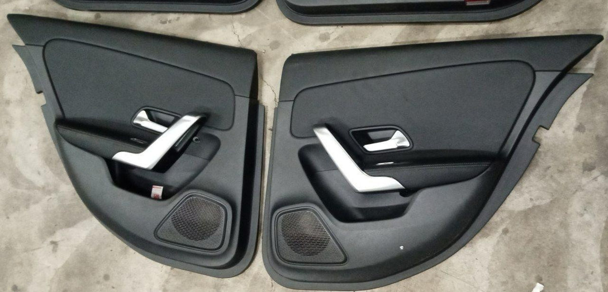 Tappezzeria in misto pelle stoffa Mercedes Benz classe A W177 2020 in poi