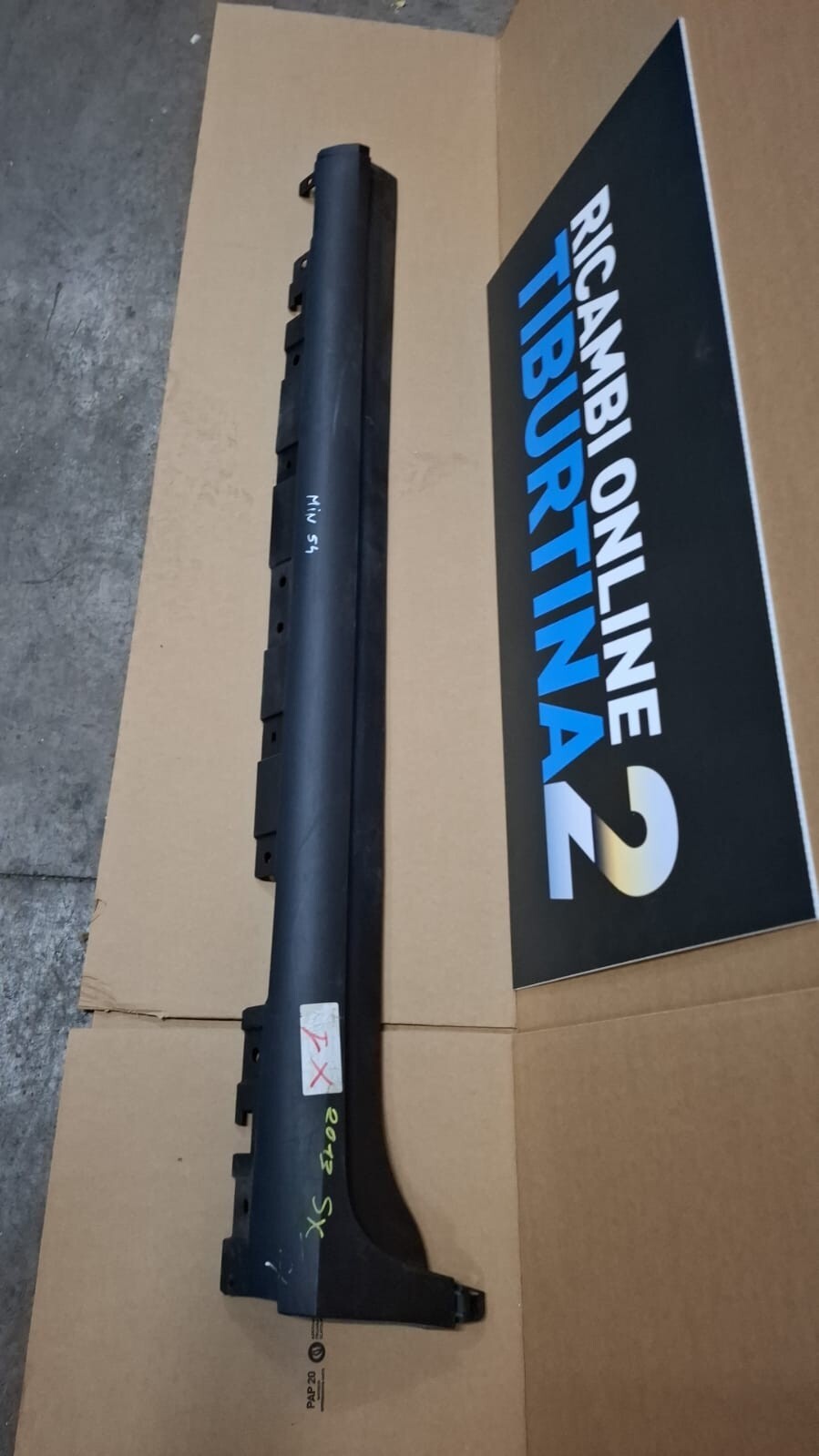 Minigonna sinistro bmw x1 cod 5177 7210079 anno 2013