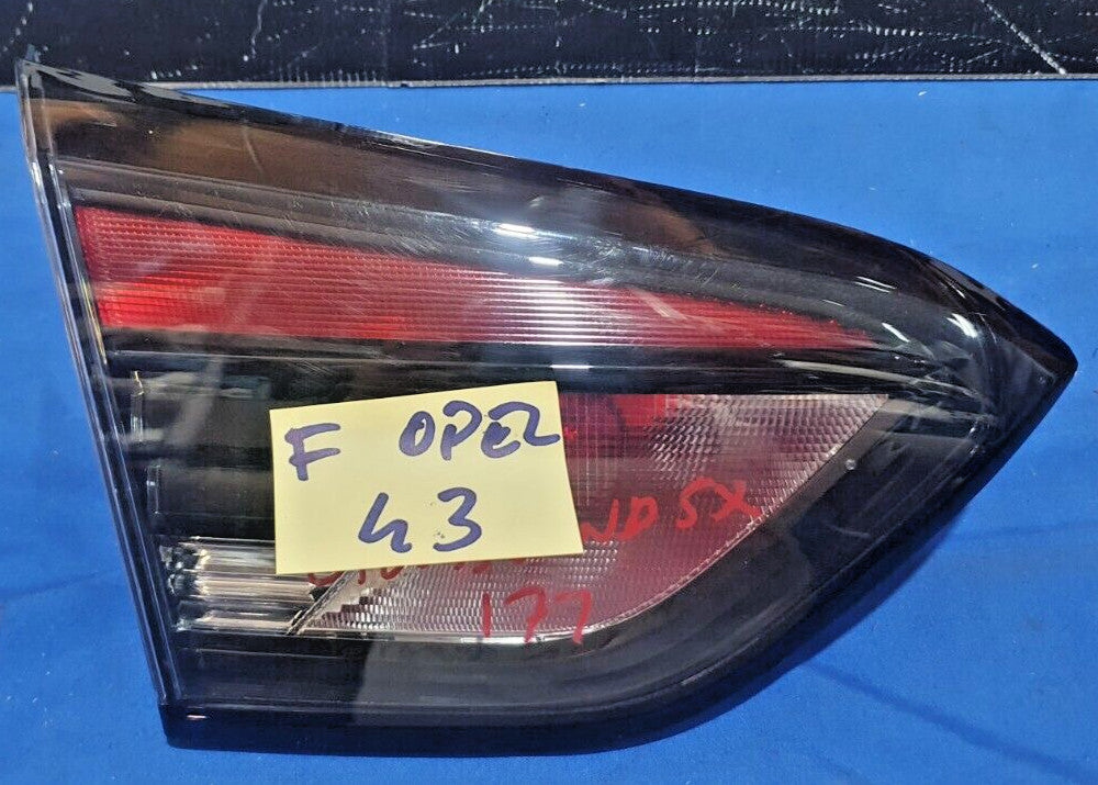 Fanale Posteriore interno sinistro Opel Crossland 2017