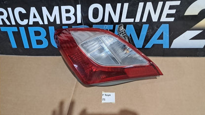 F Toyo 21 fanale posteriore destro Toyota yaris dal 2013