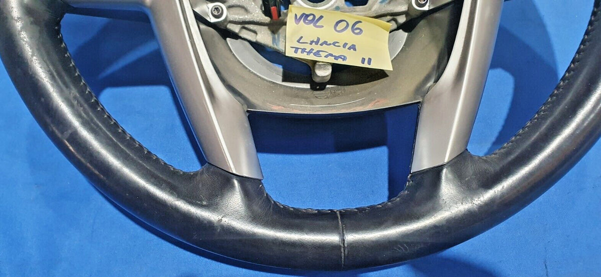 Volante Lancia Thema 2011
