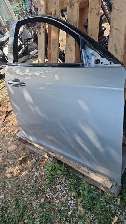 Porta anteriore destra Alfa Romeo Giulietta