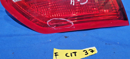 Fanale posteriore interno sinistro citroen c4 con danno alla plastica anteriore