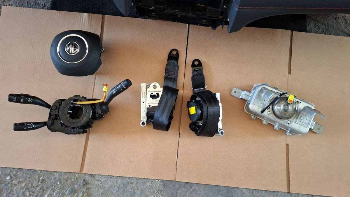 Cruscotto con moduli MG ZS 2020 2024