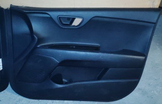 Tappezzeria Kia stonic in stoffa con cuciture grigie 2020 in poi