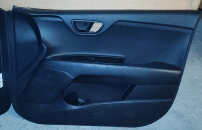 Tappezzeria Kia stonic in stoffa con cuciture grigie 2020 in poi