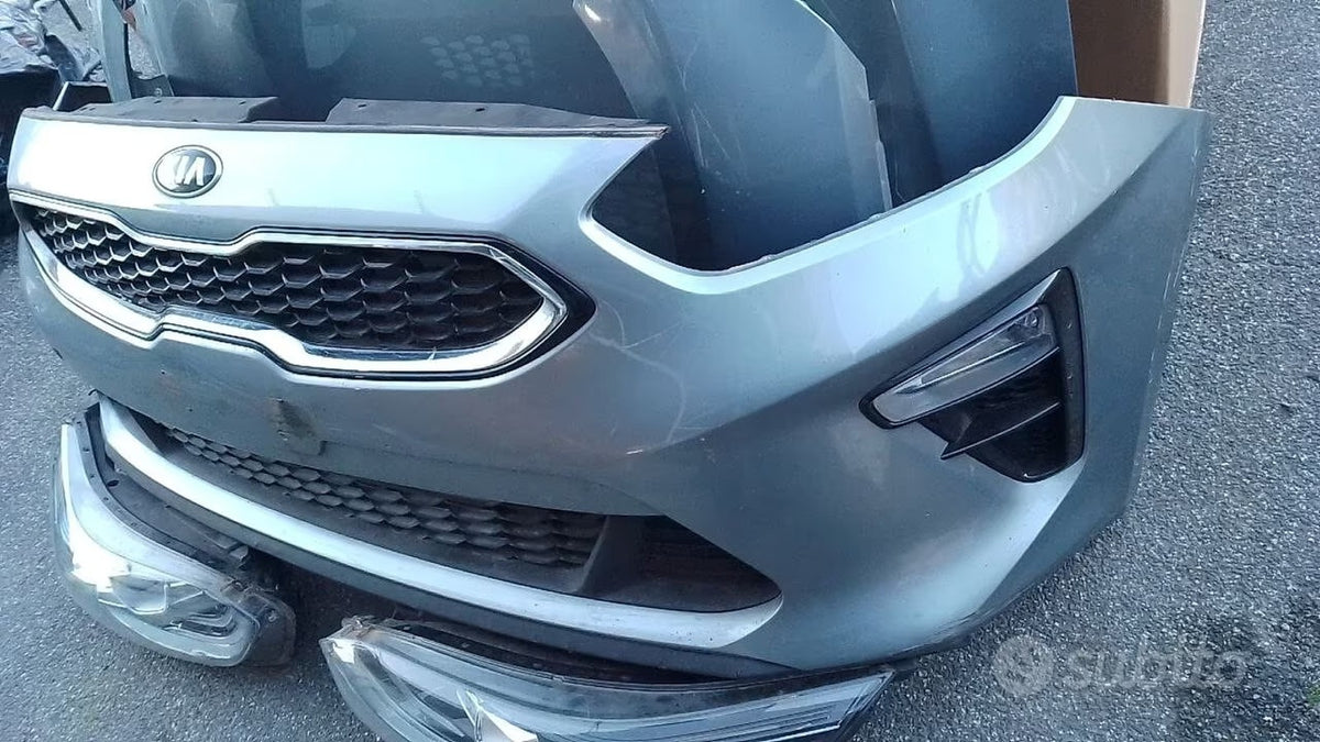 Muso completo musata Kia Ceed 1.6d dal 2018 parafango sinistro ammaccato