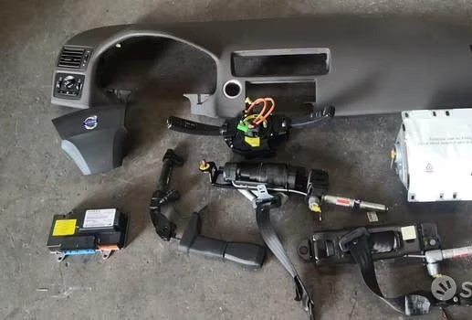 VOLVO V50  S40 KIT AIRBAG COMPLETO DAL 2004 2010