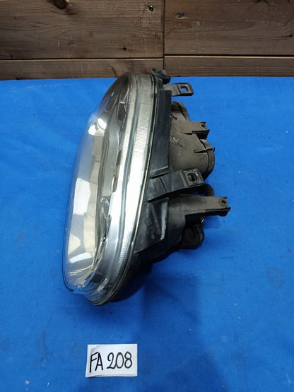 FA 208 - Faro anteriore destro Volkswagen Golf 4 1997 2003 tappo difettoso