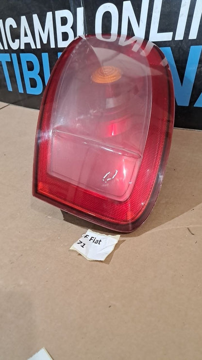 F fiat 71 Fanale posteriore sinistro fiat bravo con difetto