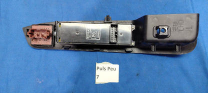 Puls Peu 7 - Pulsantiera anteriore sinistra Peugeot 4007 con 4 vetri elettrici
