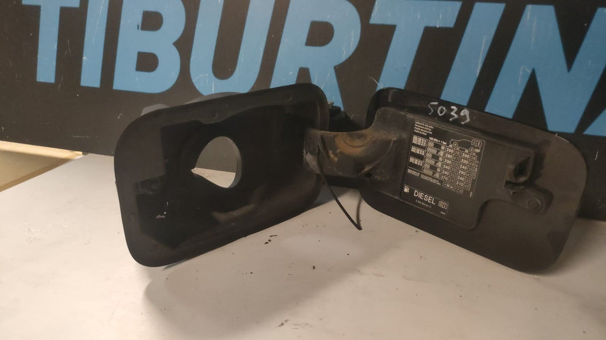 sportello carburante Mercedes classe e W212 sp5039