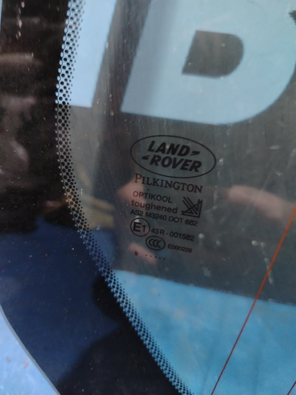 Fin 171 - Vetro fisso posteriore Land Rover Discovery 4 destro dal 2009