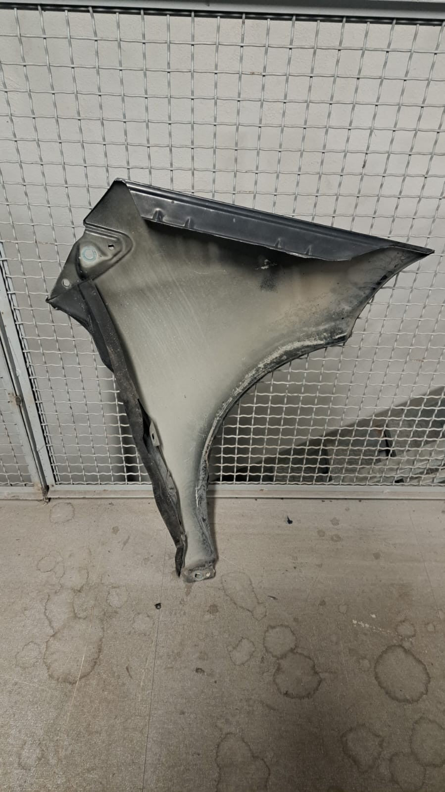 Par 16 Parafango anteriore sinistro Mercedes classe A W169 dal 2004 in poi