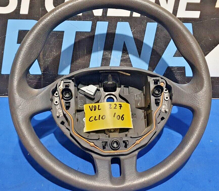 Volante Renault clio 106