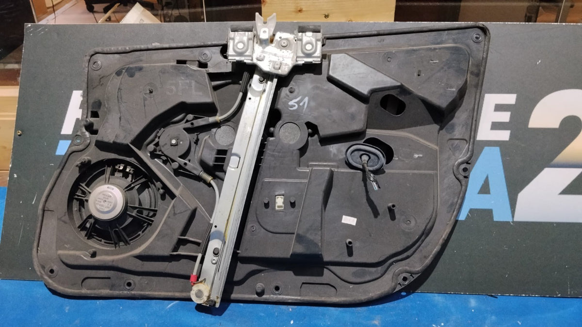 Alzacristalli anteriori sinistro con motorino Ford Fiesta 2009 in poi alz 50
