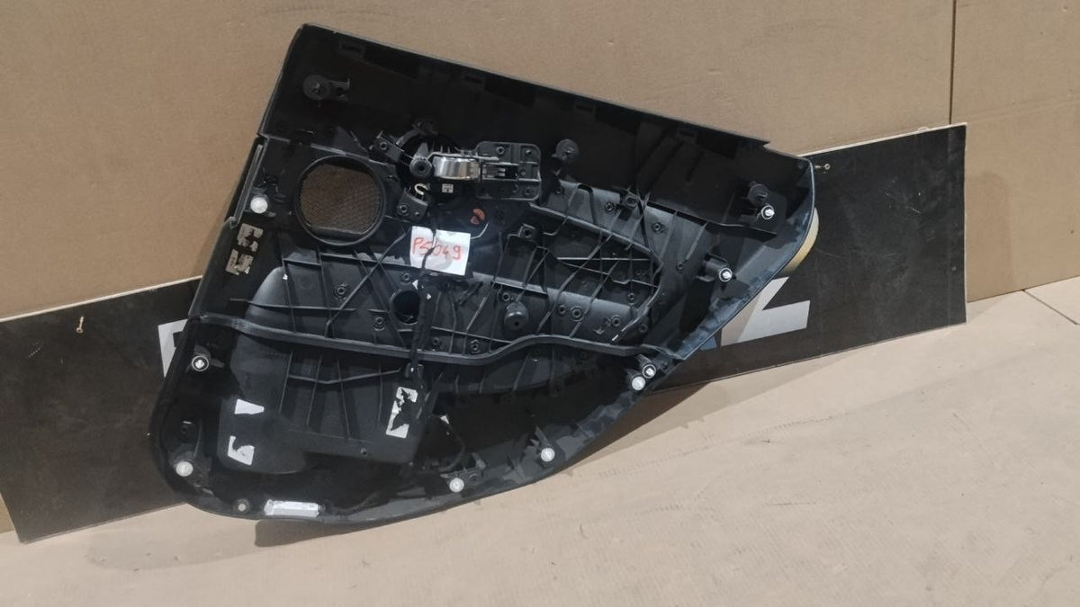 P5049 pannello posteriore sinistro mini clubman f54 in pelle effetto carbonio