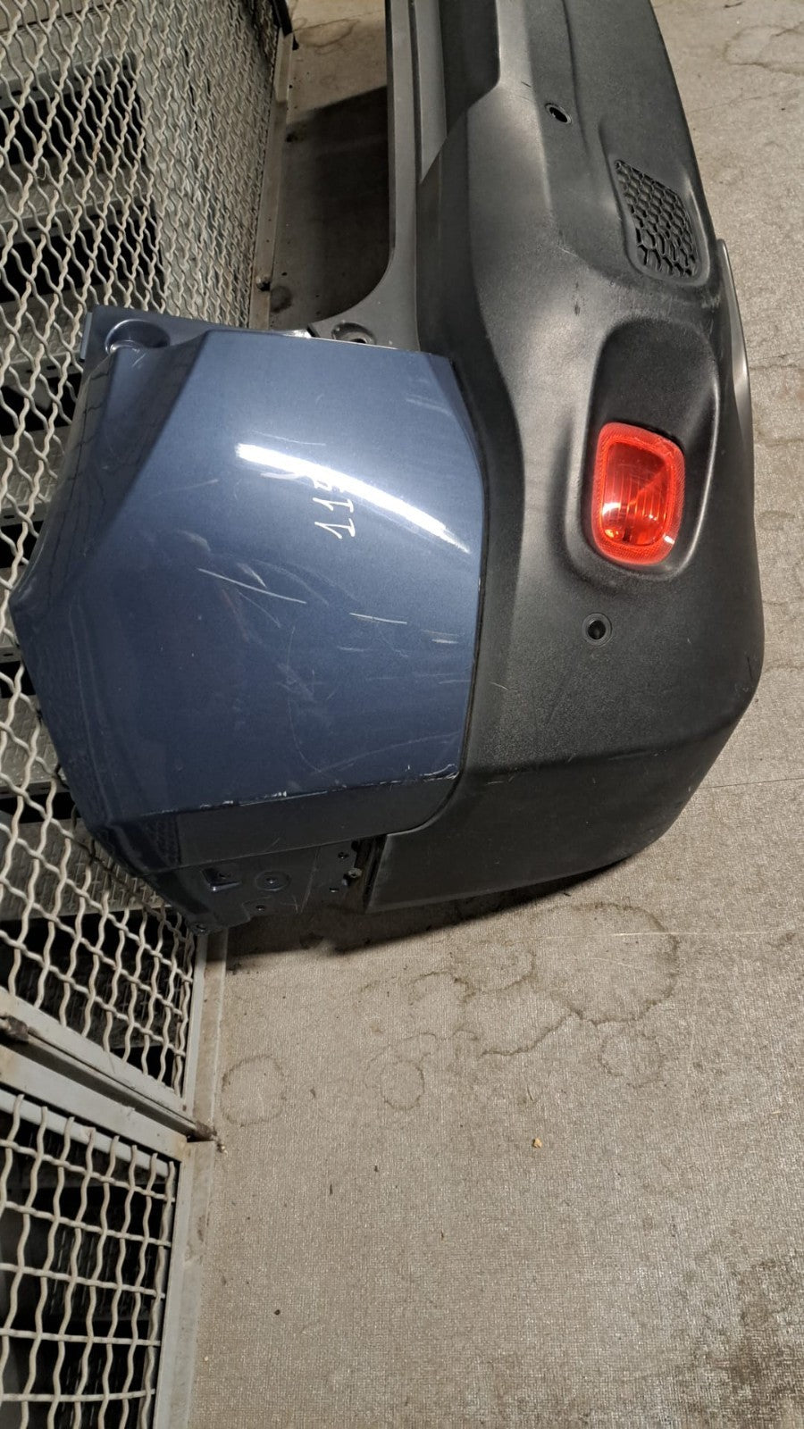 Par 115 Paraurti posteriore Jeep Renegade dal 2018 in poi Con sensori parcheggio