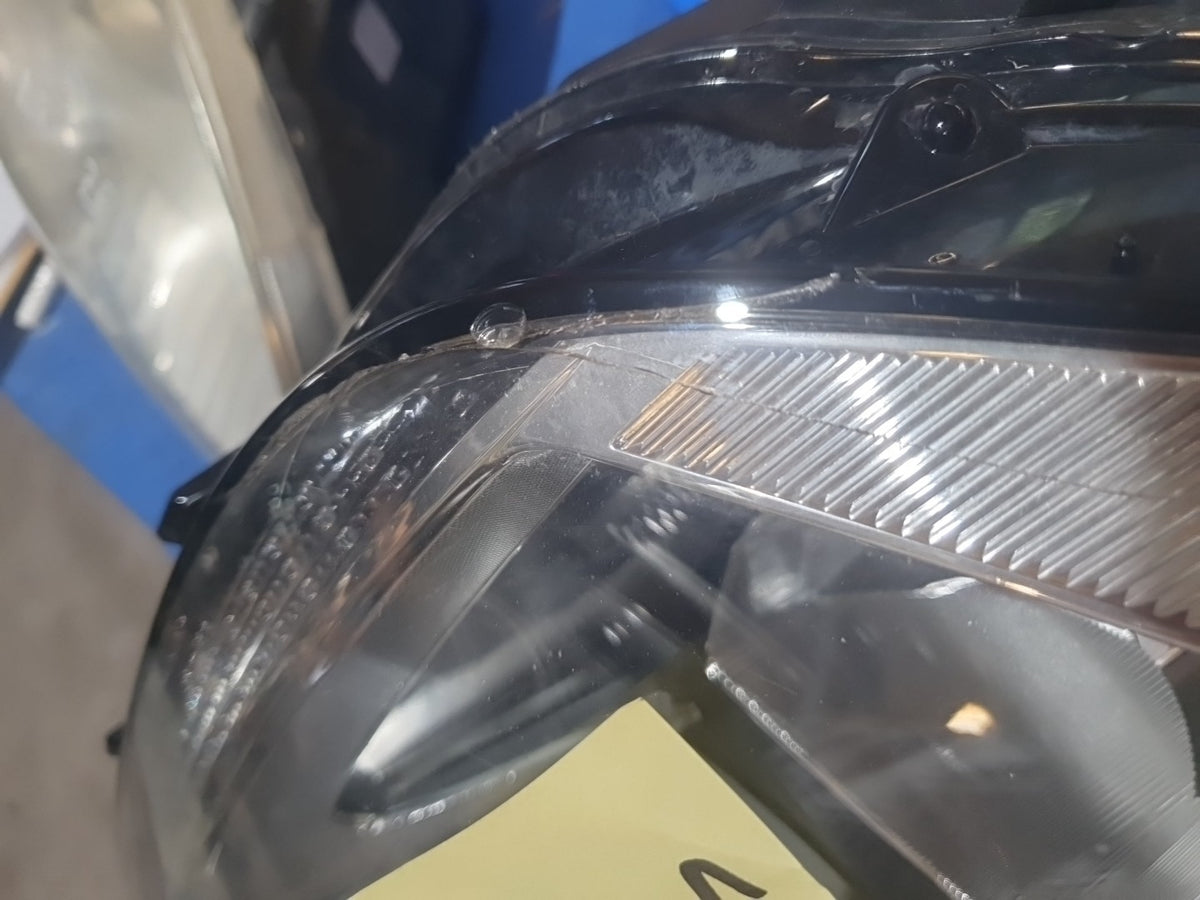 Faro anteriore destro Volkswagen Tiguan 2017 in poi con spacco