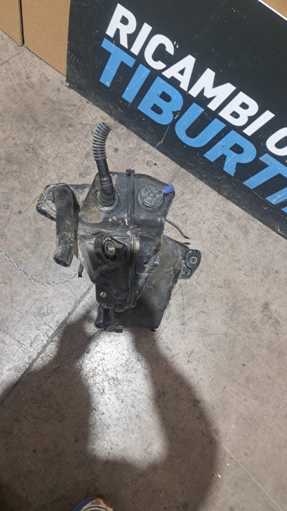 AD 5000 Serbatoio e pompa AD blue Volkswagen Polo diesel dal 2017 in poi