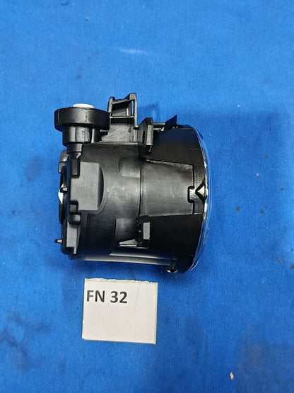 FN 32 - Fanale nuovo fendinebbia anteriore Mitsubishi Outlander dal 2012