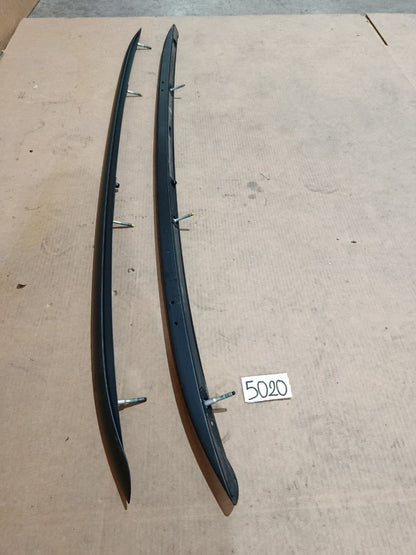 Bar 5020 - Barre longitudinali tetto portapacchi Audi Q3 dal 2011  Colore nero