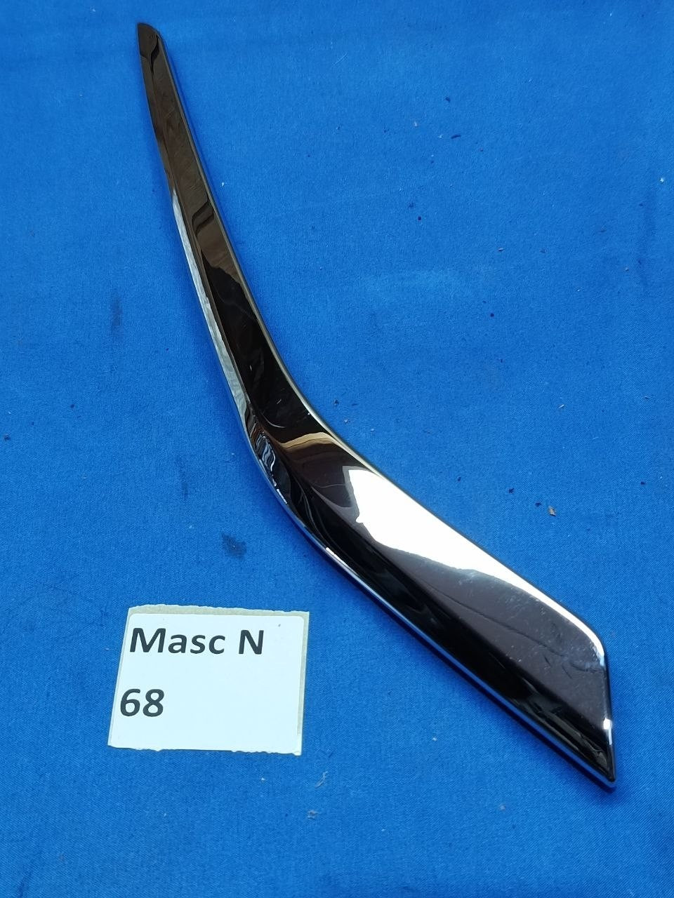 Masc N 68 - Mascherina Modanatura Griglia Inferiore Peugeot 208 dal 2015