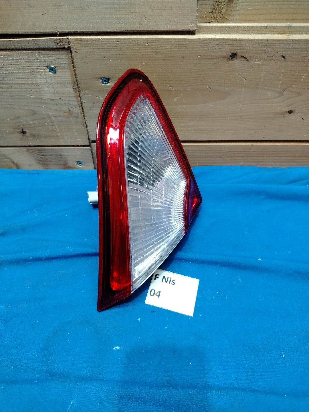 F Nis 04 Fanale posteriore interno Sinistro Nissan Qashqai Restyling dal 2010