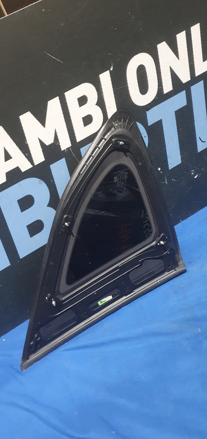 Fin 142 - Lunotto vetro fisso Hyundai Tucson posteriore destro