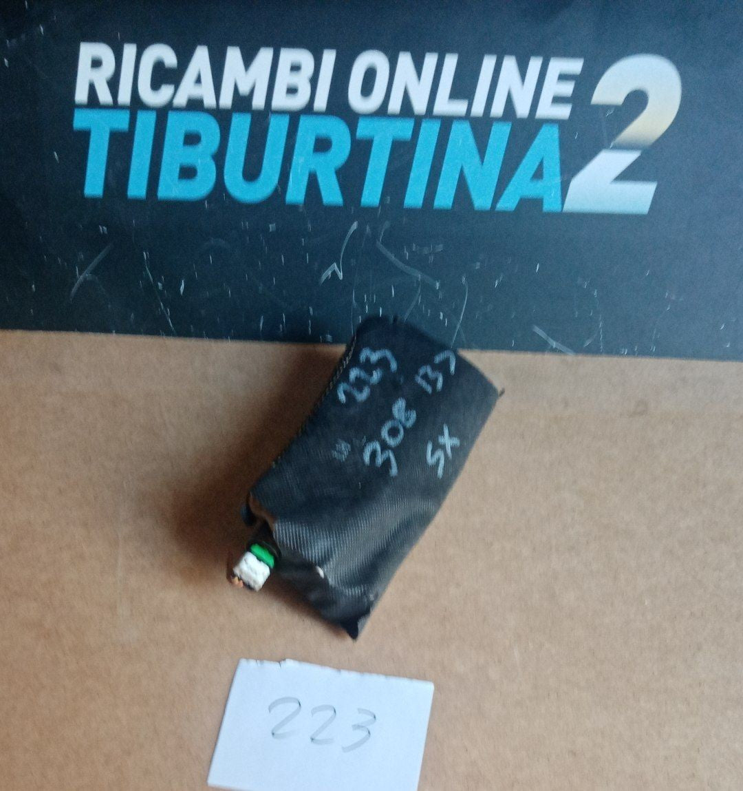 Airbag sedili sinistra Peugeot 308 2013 in poi Numero 223