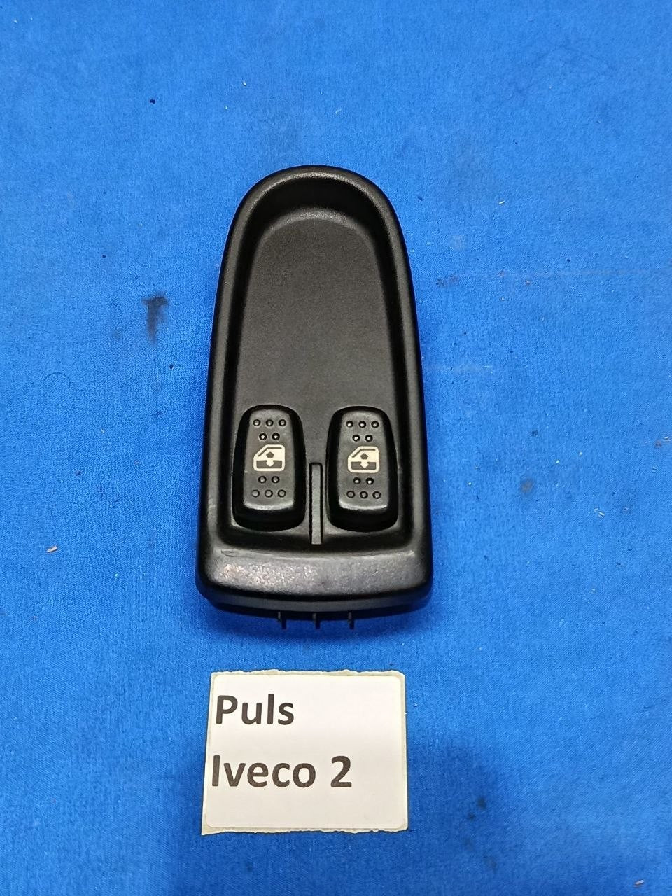 Puls Iveco 2  - Pulsantiera Completa Anteriore Sinistra Iveco Daily 2006 2014