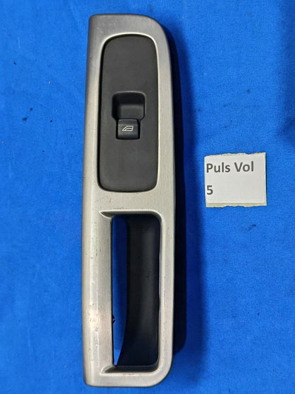 Puls Volvo 5 - Pulsantiera Completa Anteriore Destra Volvo V50 2004 2007