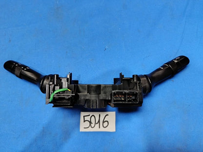 Dev 5016 - Devioluci Toyota Yaris dal 2012 con doppio auto  Spinotto grande 9+4
