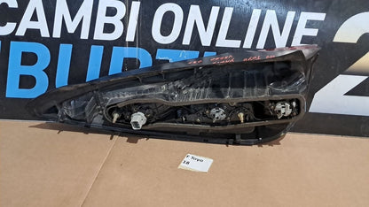 F Toyo 18 fanale posteriore destro Toyota yaris verso dal 2003