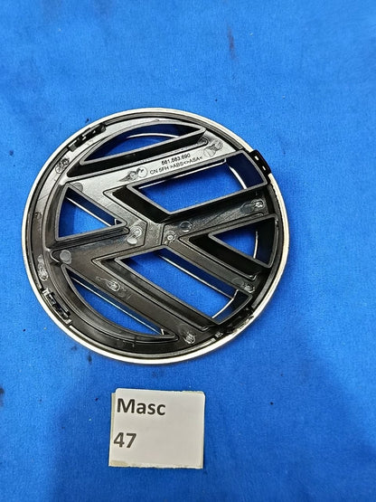 Masc 47 - Mascherina Emblema Volkswagen Passat 2011 2015  COD 561583690  150 mm