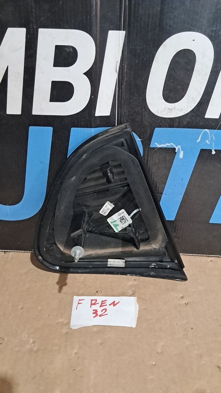 f ren 32 Fanale posteriore interno destro Renault Captur dal 2013 in poi fumé