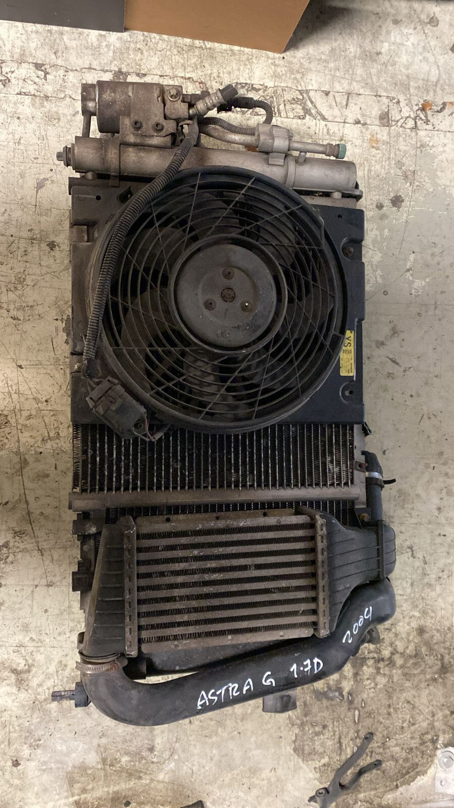 Kit Radiatori Opel Astra G 1.7 D Anno 2004 Numero oggetto R5033