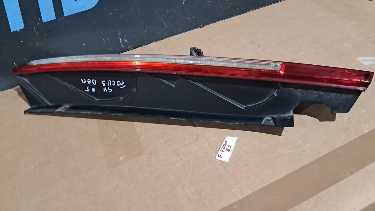 F ford 82 Fanale posteriore sinistro ford focus dal 2008