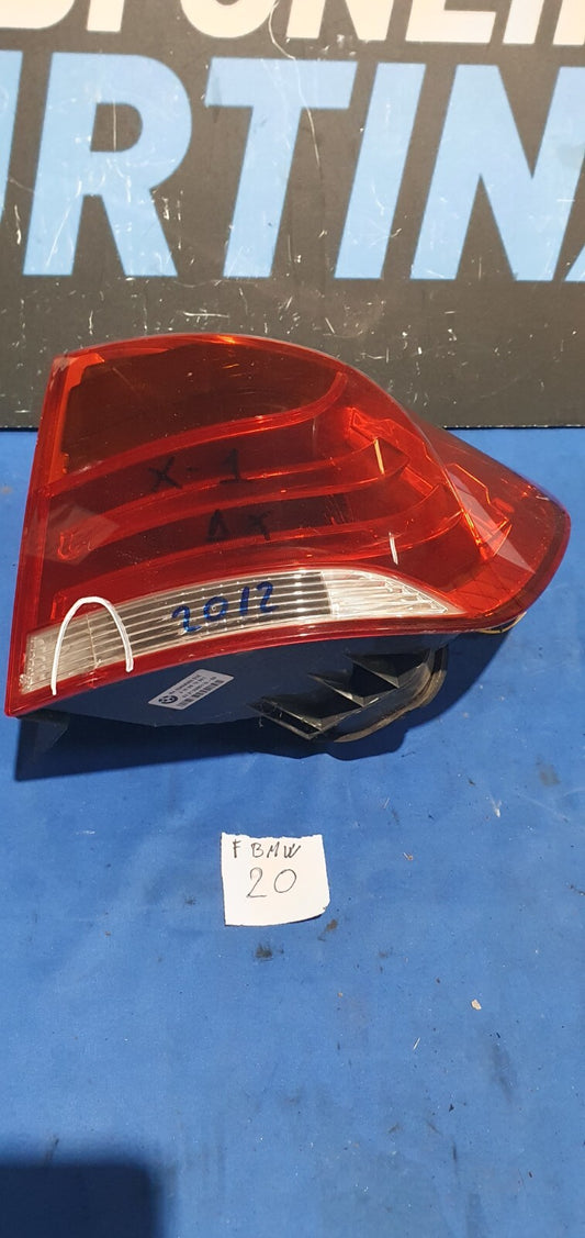 F Bmw 20 - Fanale posteriore stop Bmw X1 destro dal 2012 con spacco visibile