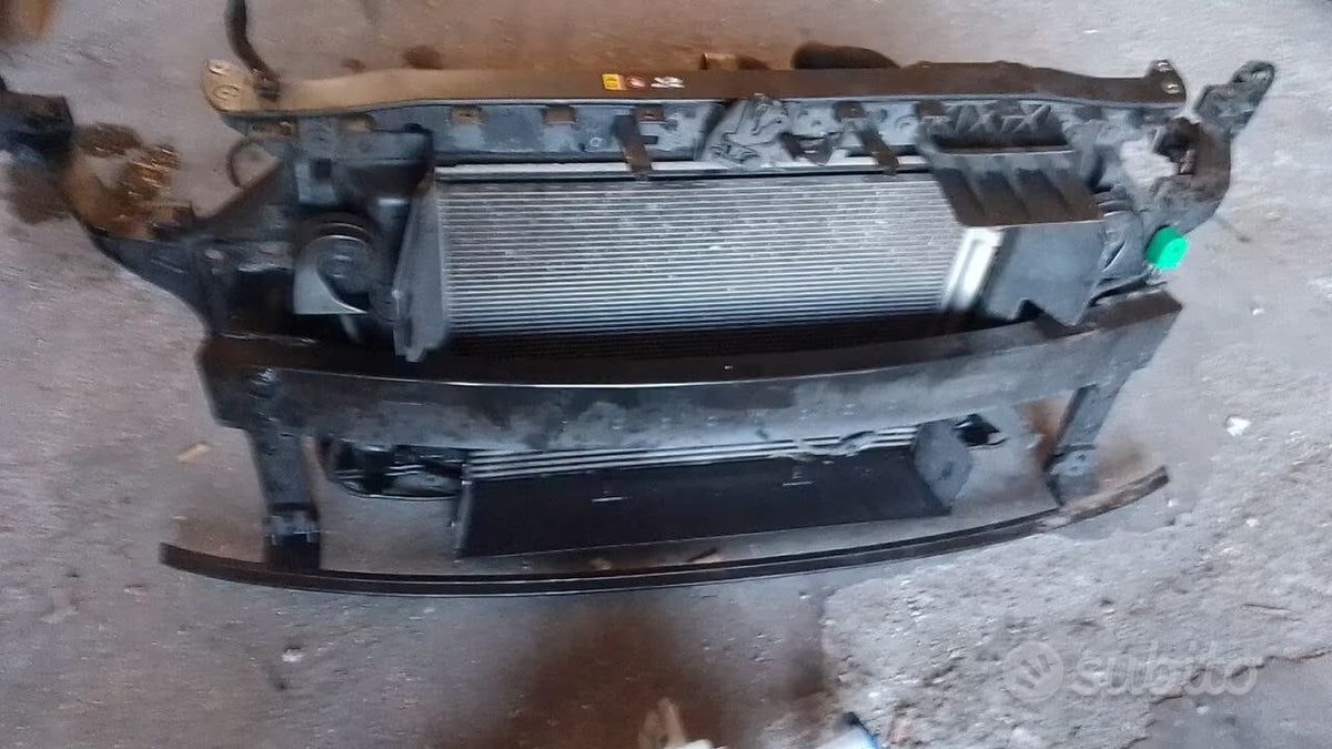 Muso completo musata Kia Ceed 1.6d dal 2018 parafango sinistro ammaccato