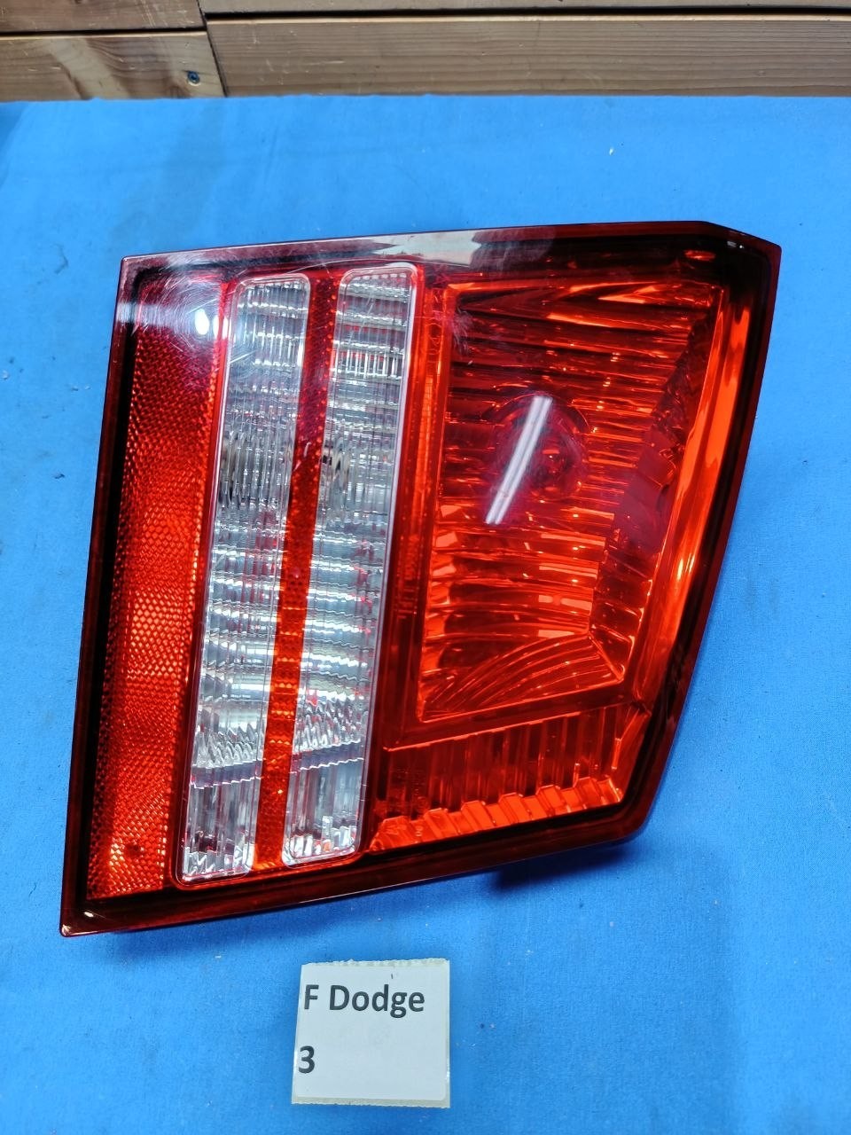 F Dodge 3 - Fanale posteriore stop interno sinistro Dodge Journey dal 2008