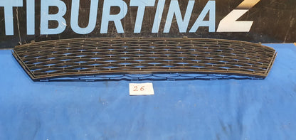 Masc 26 - Mascherina griglia anteriore inferiore Seat Ibiza 2011