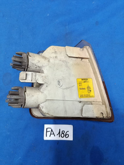 FA 186 - Fanale faro Anteriore freccia sinistra Volvo 940 anno 1990 1998