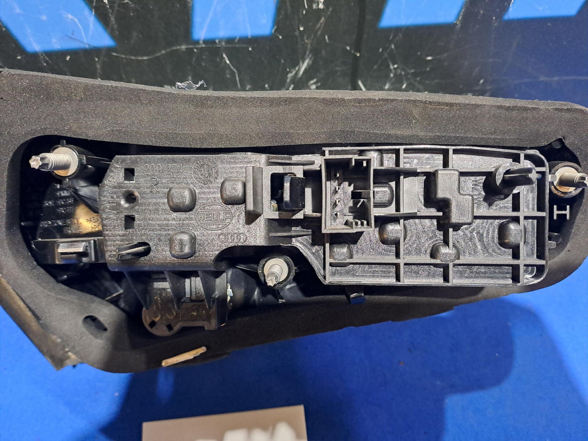 Fanale Posteriore interno destro Audi A3 2017 in poi 3 porte Coupé - F AUDI 28